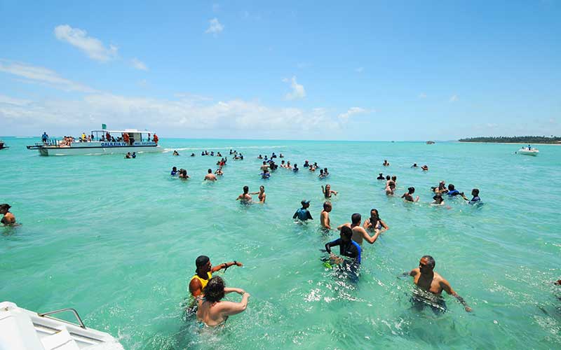 maragogi-piscina-natural-turistas