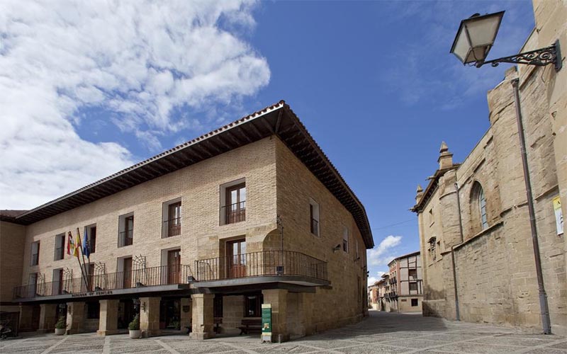 Parador de Santo Domingo fachada